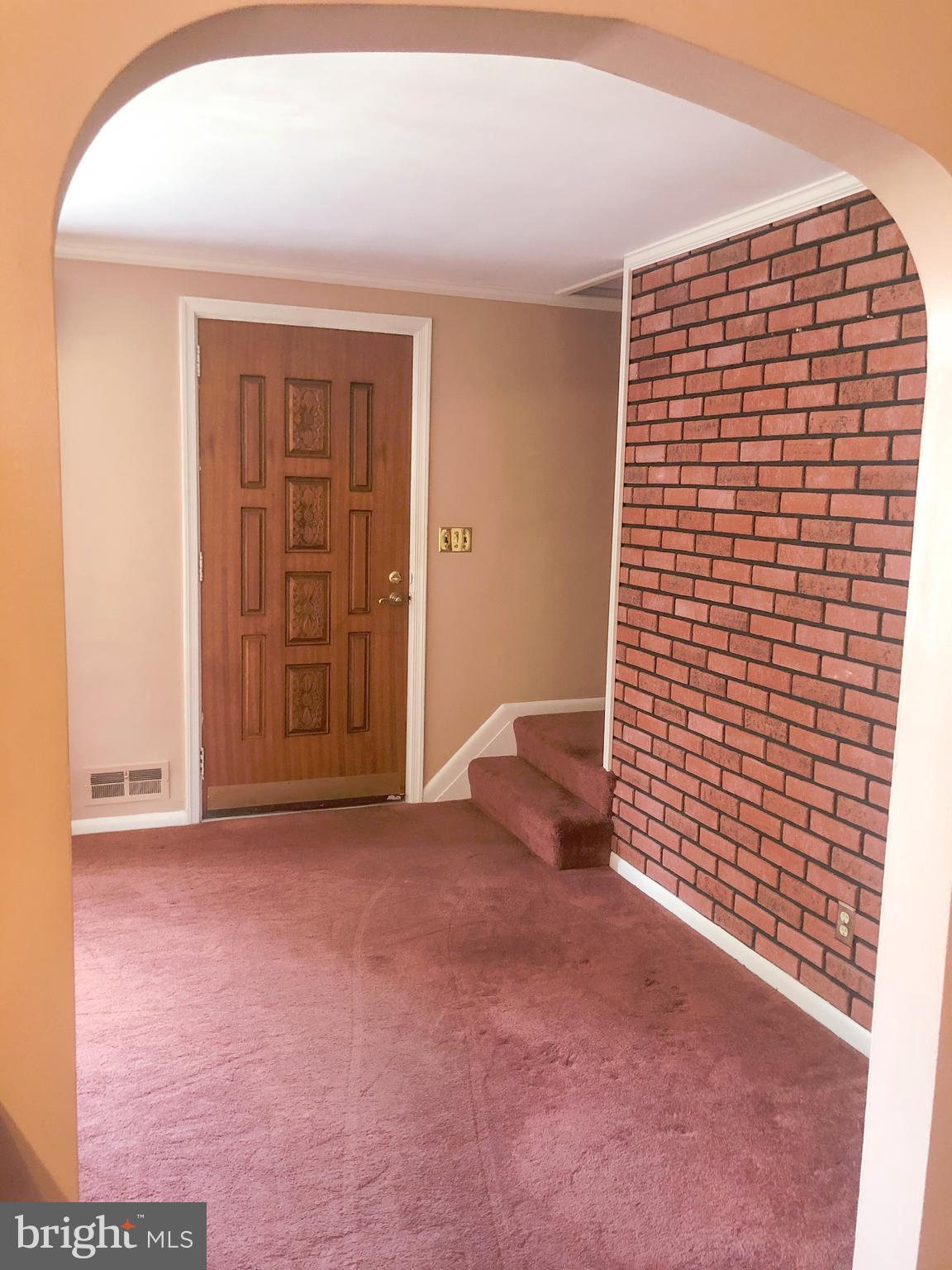1450 Kent Road Baltimore, MD 21221 - Photo 11 of 55 Living Room - view to front door