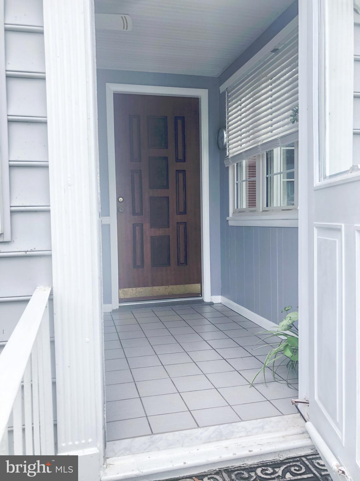 1450 Kent Road Baltimore, MD 21221 - Photo 3 of 55 Sunporch