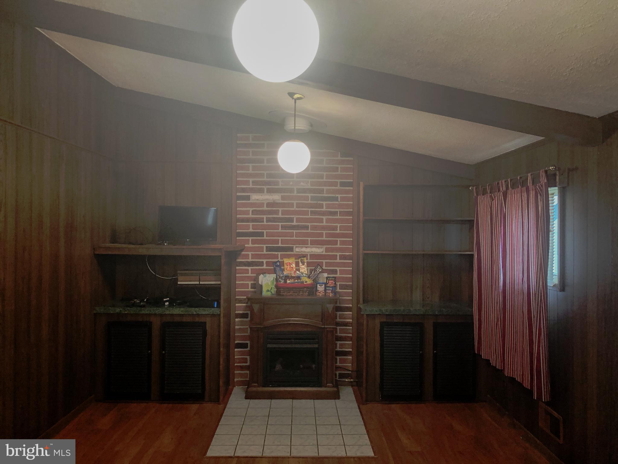 1450 Kent Road Baltimore, MD 21221 - Photo 24 of 55 Family Room