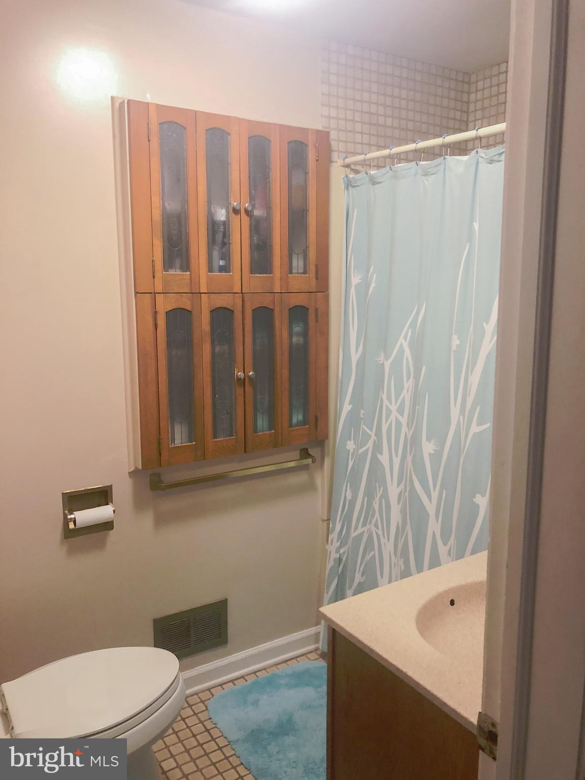 1450 Kent Road Baltimore, MD 21221 - Photo 27 of 55 Primary Bath