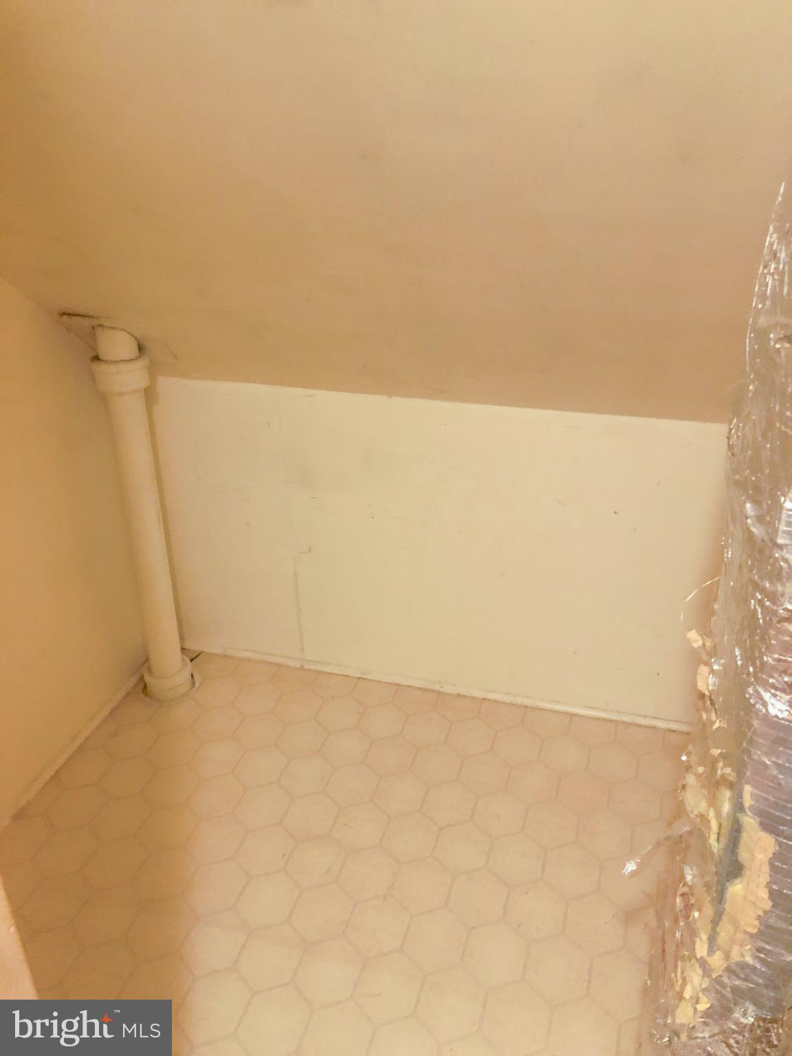 1450 Kent Road Baltimore, MD 21221 - Photo 43 of 55 Second Level Hall Closet