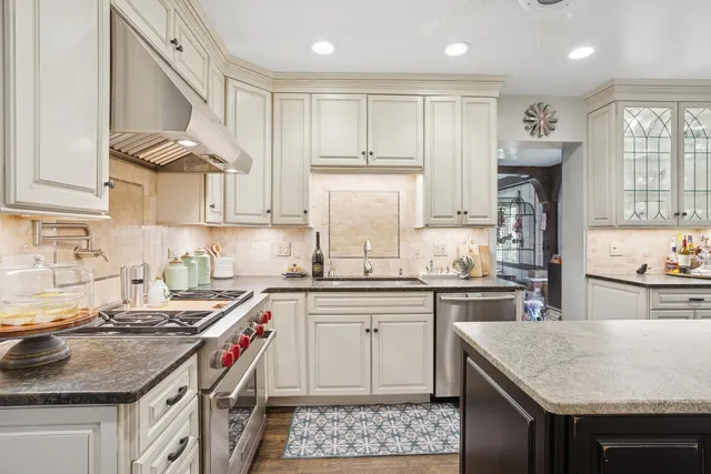 $1,399,000 | 2951 Colfax Street, Evanston, IL 60201