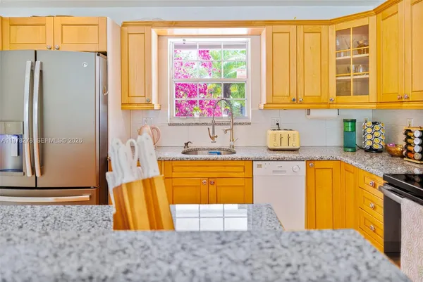 $5,000 | 809 Southeast 14th Drive, Deerfield Beach, FL 33441