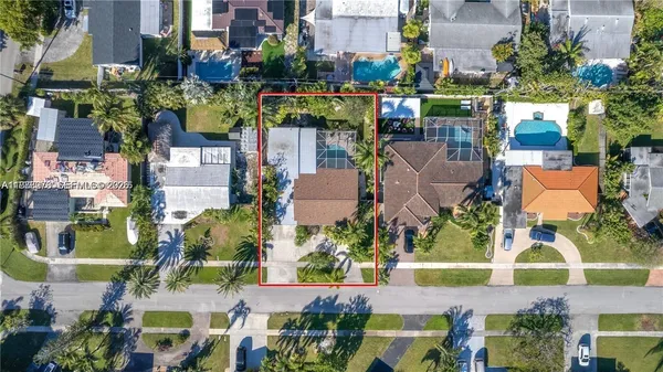 $5,000 | 809 Southeast 14th Drive, Deerfield Beach, FL 33441