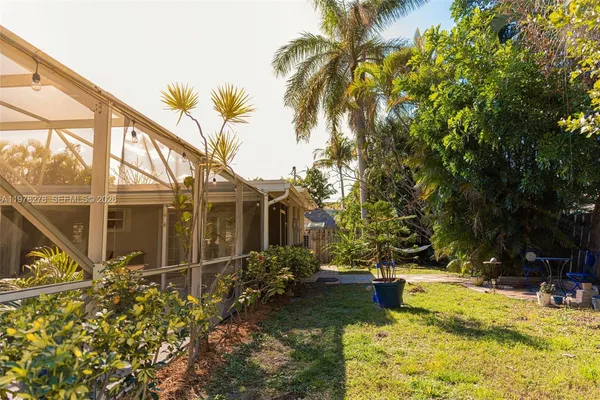 $5,000 | 809 Southeast 14th Drive, Deerfield Beach, FL 33441