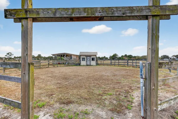 $1,100,000 | 8164 Highway 70, Okeechobee, FL 34974