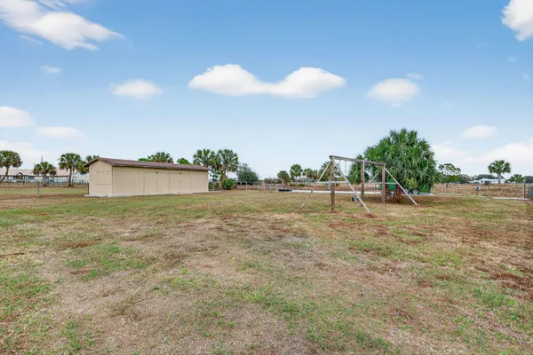 $1,100,000 | 8164 Highway 70, Okeechobee, FL 34974