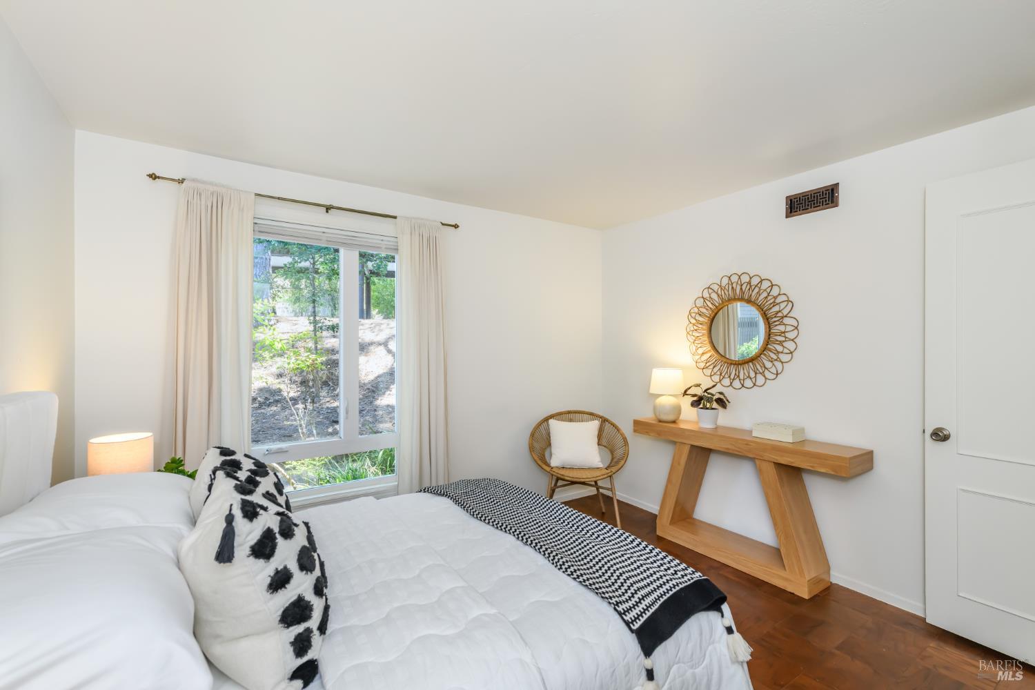29 Forest Lane San Rafael, CA 94903 - Photo 19 of 33