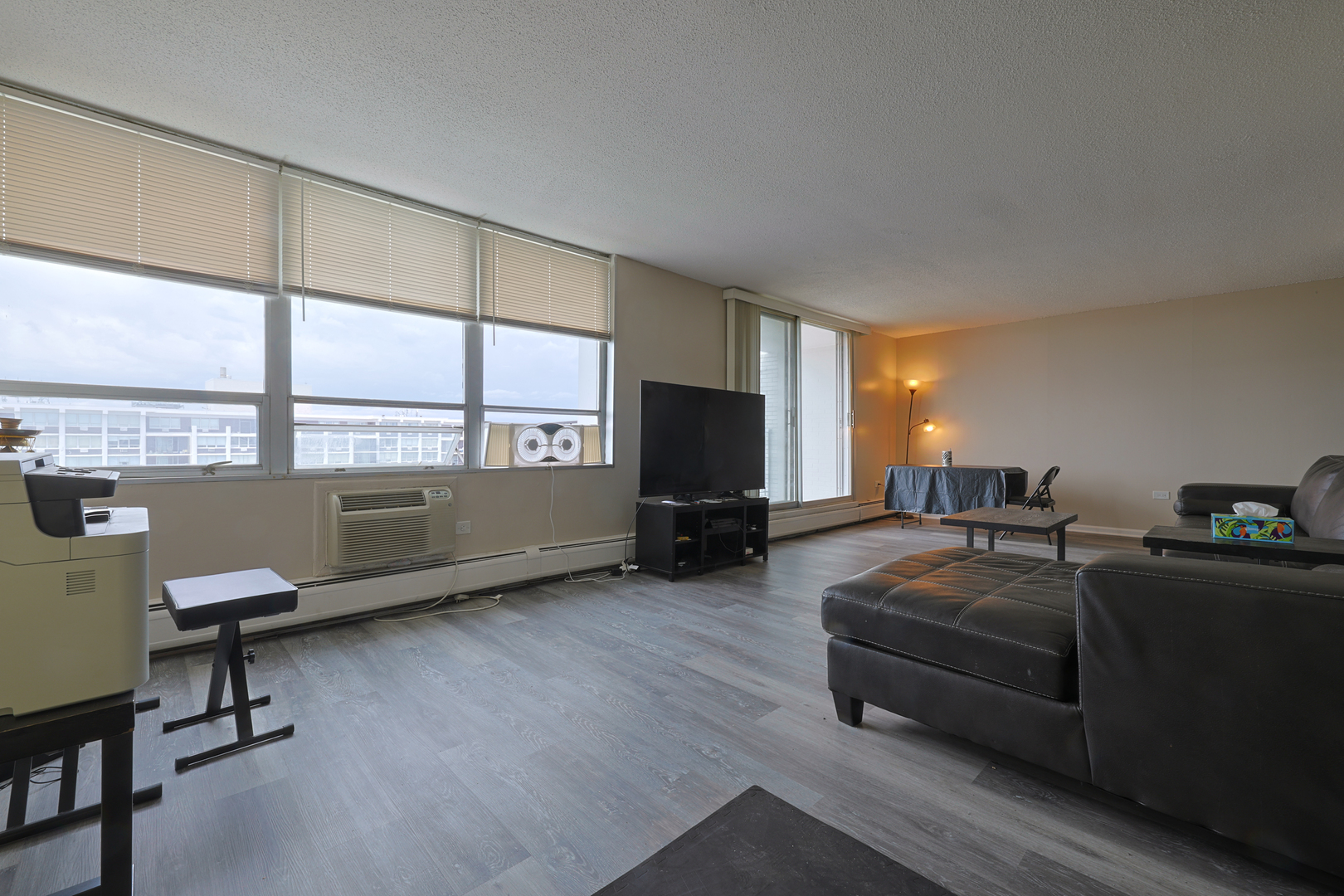 8809 West Golf Road, Unit 11D Niles, IL 60714 - Photo 10 of 15