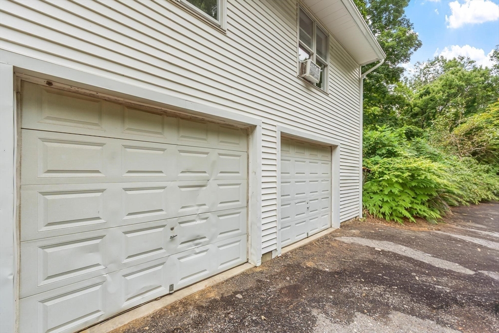 16-18 Curboy Road Sturbridge, MA 01566 - Photo 14 of 33 Gallery Image 14