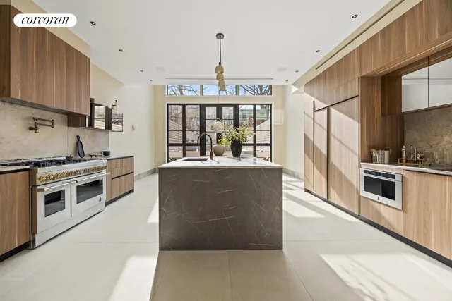 $4,495,000 | 966 Bergen Street | Crown Heights