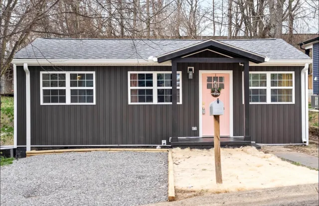 $245,000 | 610 Ford Street, Clarksville, TN 37040