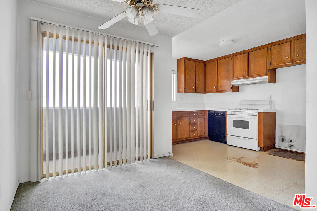 1861 Midvale Avenue Los Angeles, CA 90025 - Photo 32 of 39