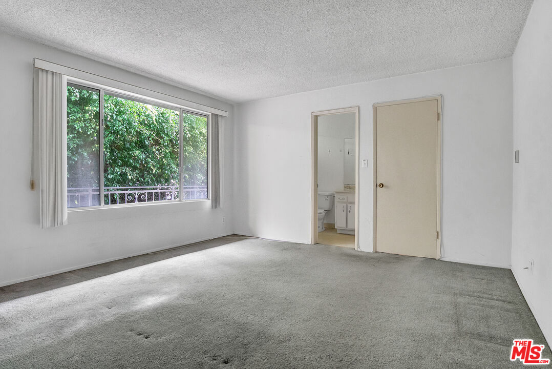 1861 Midvale Avenue Los Angeles, CA 90025 - Photo 34 of 39