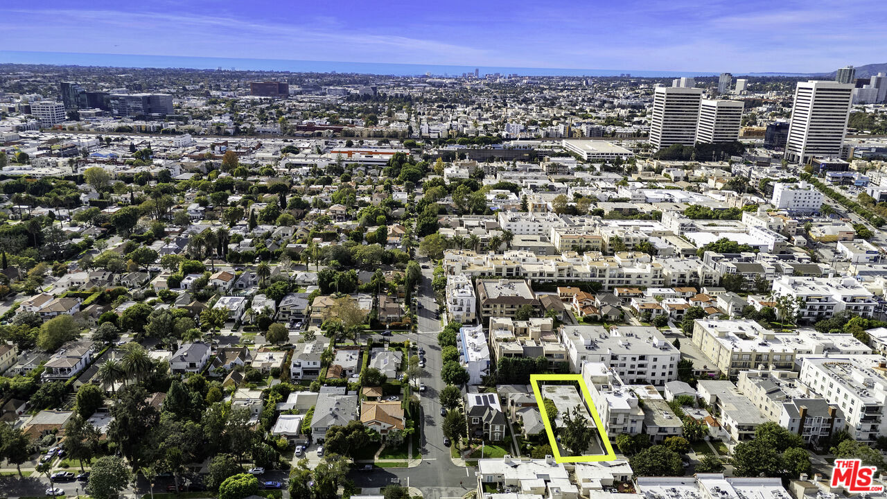 1861 Midvale Avenue Los Angeles, CA 90025 - Photo 10 of 39