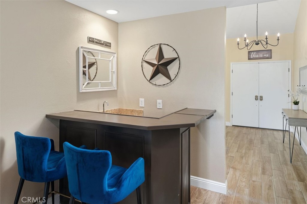 28125 Vernal Way Saugus, CA 91350 - Photo 18 of 39