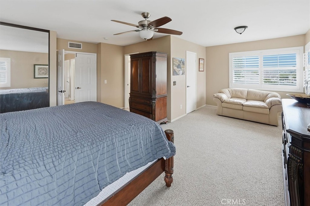 28125 Vernal Way Saugus, CA 91350 - Photo 34 of 39