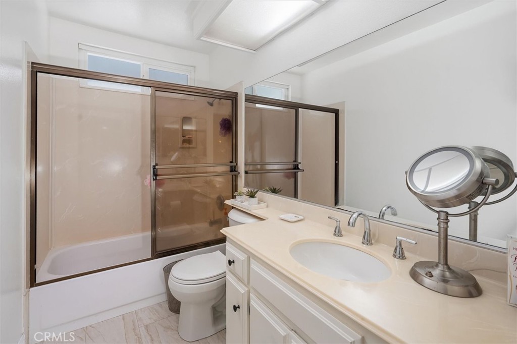 28125 Vernal Way Saugus, CA 91350 - Photo 39 of 39