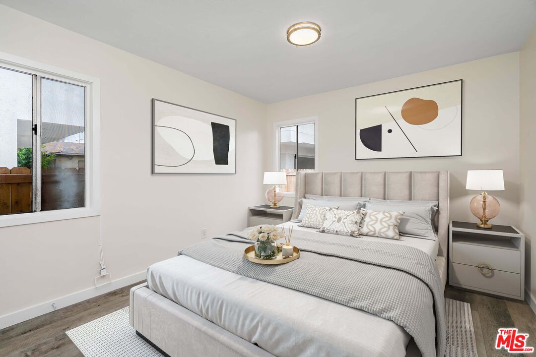 2406 South Cochran Avenue Los Angeles, CA 90016 - Photo 13 of 15