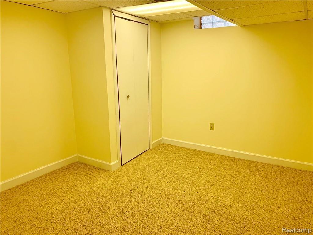 36213 Fredericksburg Road Farmington, MI 48331 - Photo 28 of 29 36213 lower bedroom.jpg