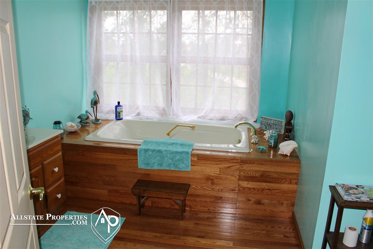 1146 Capac Road Allenton, MI 48002 - Photo 22 of 56