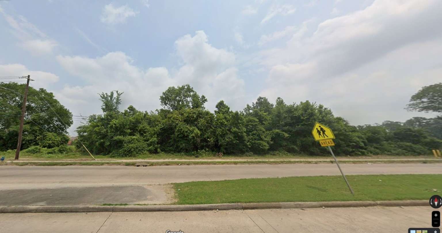 0 Crofton Street Houston, TX 77016 - Photo 4 of 6 a view of a park