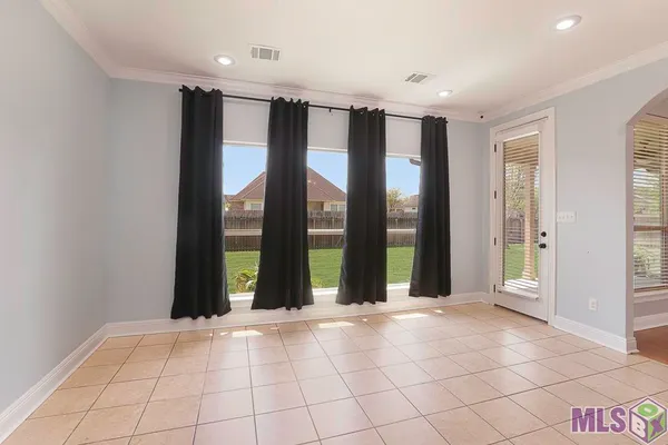 $339,000 | 2970 Majestic Oaks Avenue, Zachary, LA 70791