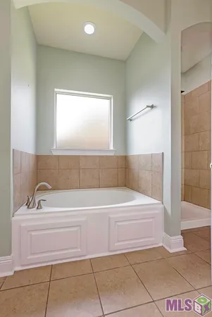 $339,000 | 2970 Majestic Oaks Avenue, Zachary, LA 70791