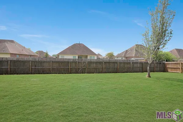 $339,000 | 2970 Majestic Oaks Avenue, Zachary, LA 70791