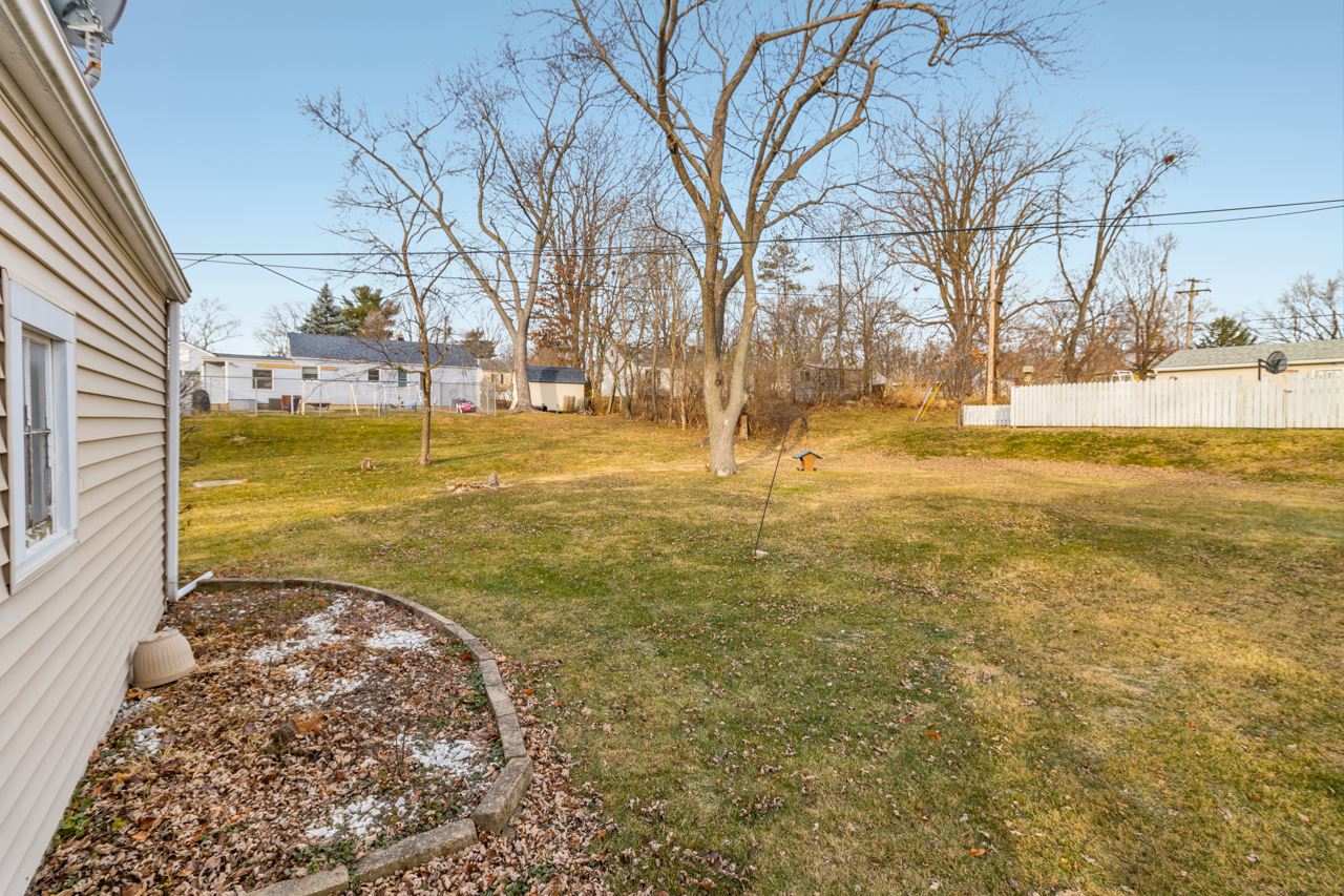5121 North Hamilton Road Peoria, IL 61614 - Photo 25 of 25 Gallery Image 25