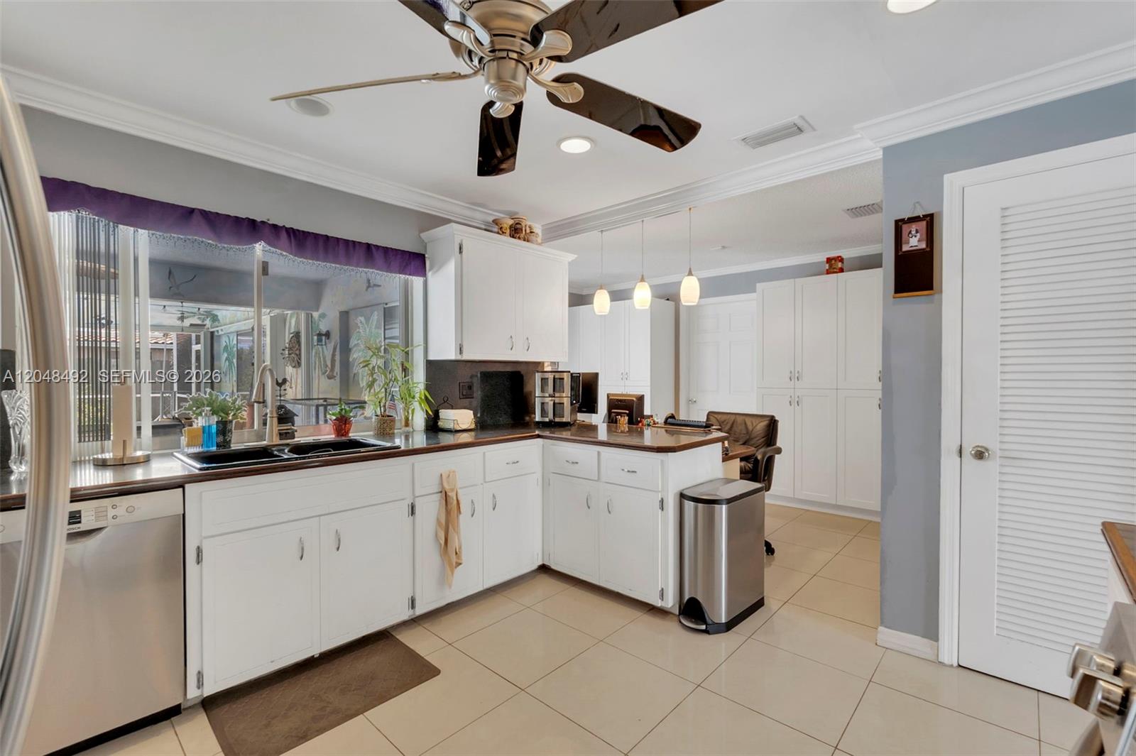 2480 Northeast 46th Street Lighthouse Point, FL 33064 - Photo 11 of 41