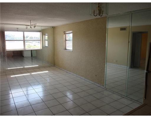 550 Southwest 2nd Avenue, Unit 231 Boca Raton, FL 33432 - Photo 2 of 7 Additional Photo