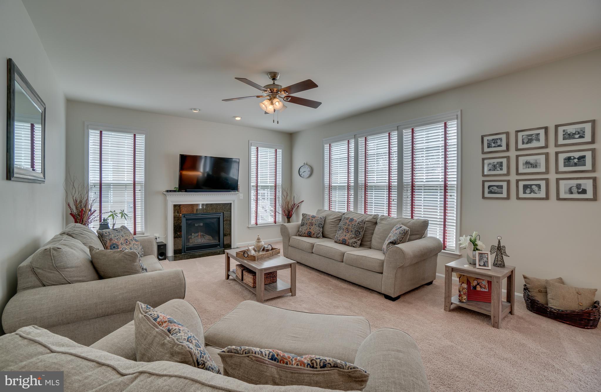 7593 Rio Grande Way Gainesville, VA 20155 - Photo 2 of 58 Gallery Image 2