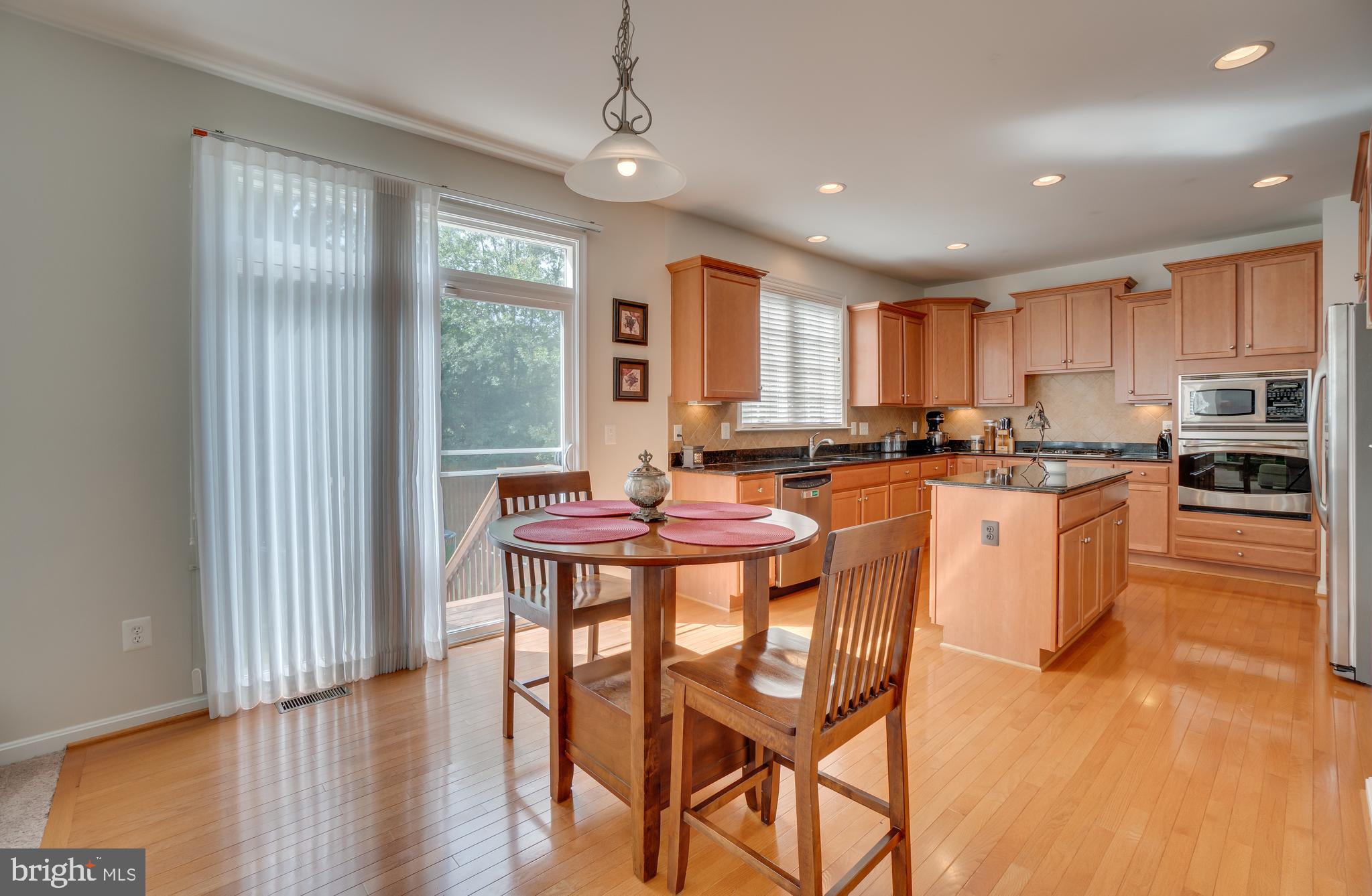 7593 Rio Grande Way Gainesville, VA 20155 - Photo 18 of 58 Gallery Image 18