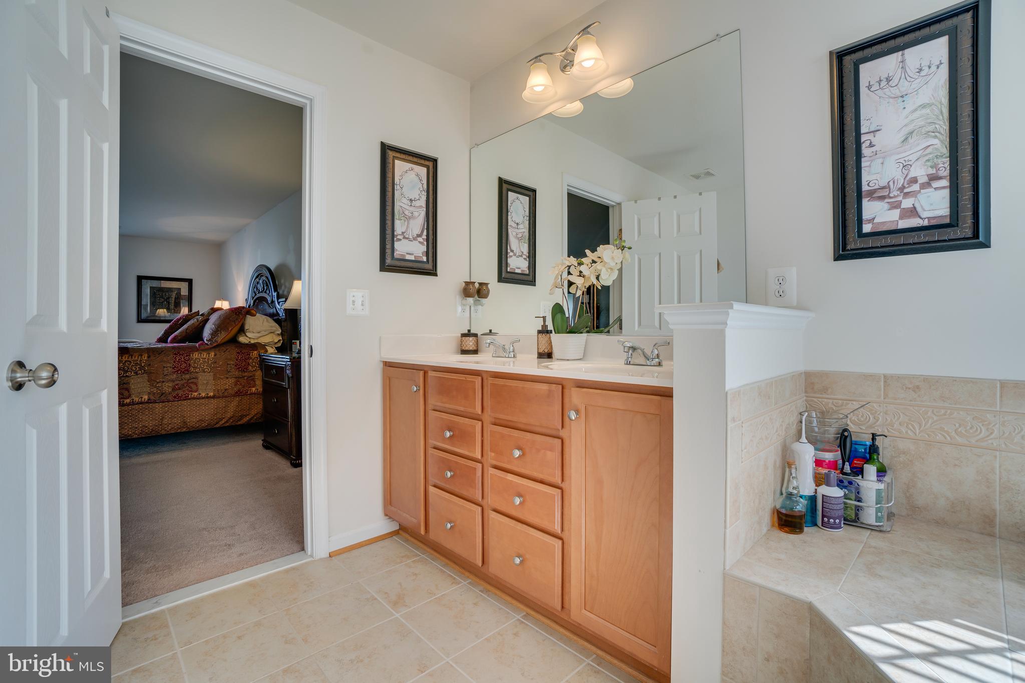 7593 Rio Grande Way Gainesville, VA 20155 - Photo 30 of 58 Gallery Image 30
