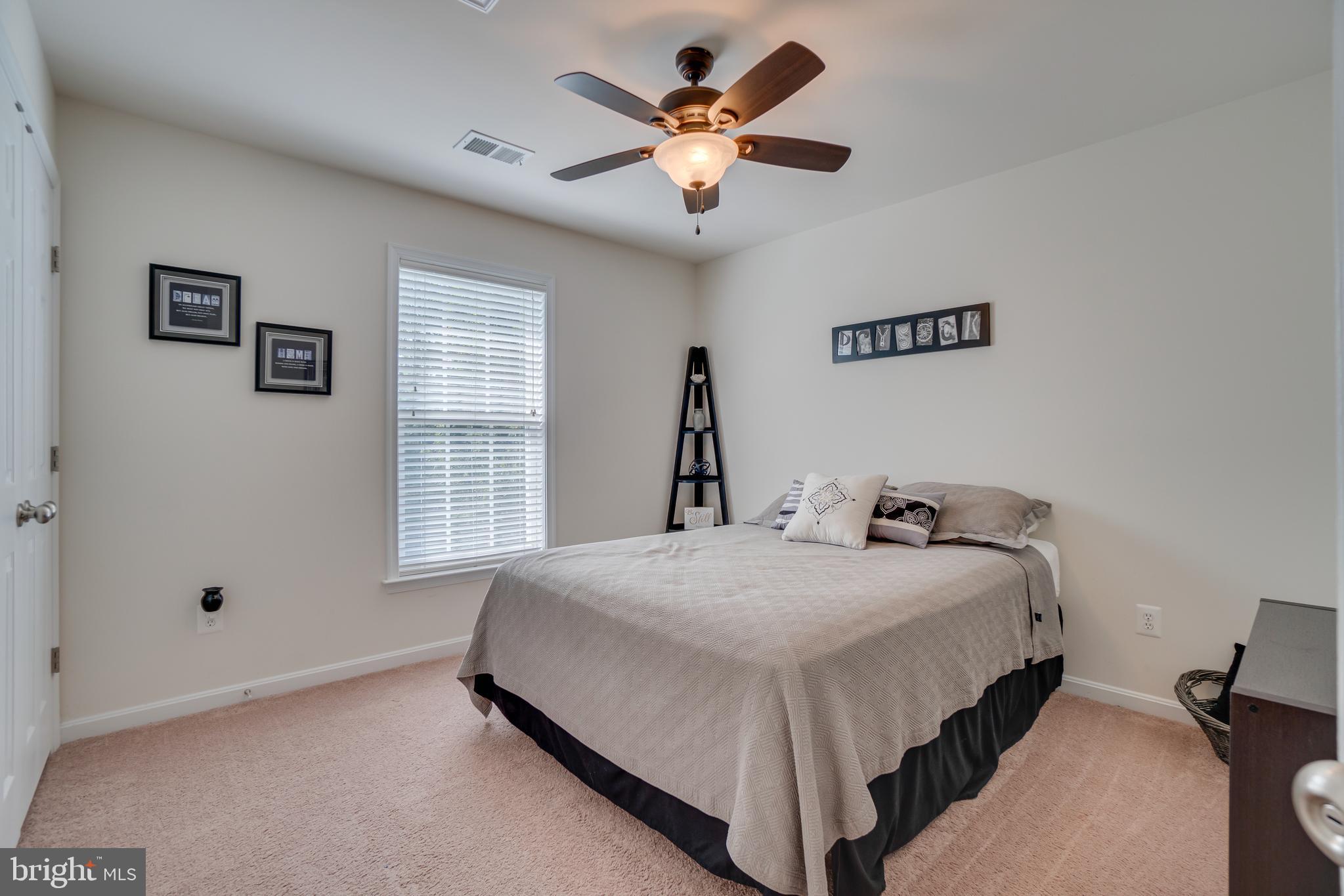 7593 Rio Grande Way Gainesville, VA 20155 - Photo 32 of 58 Gallery Image 32