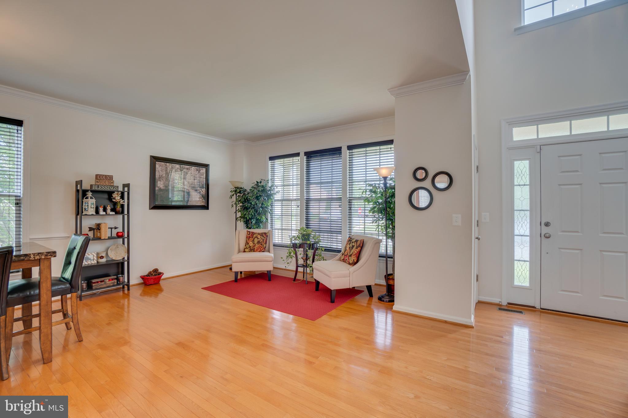 7593 Rio Grande Way Gainesville, VA 20155 - Photo 8 of 58 Gallery Image 8