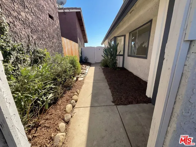 $826,000 | 13142 East Mesa Verde Drive, Moorpark, CA 93021