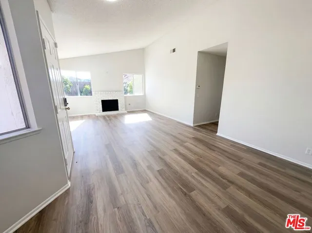 $826,000 | 13142 East Mesa Verde Drive, Moorpark, CA 93021