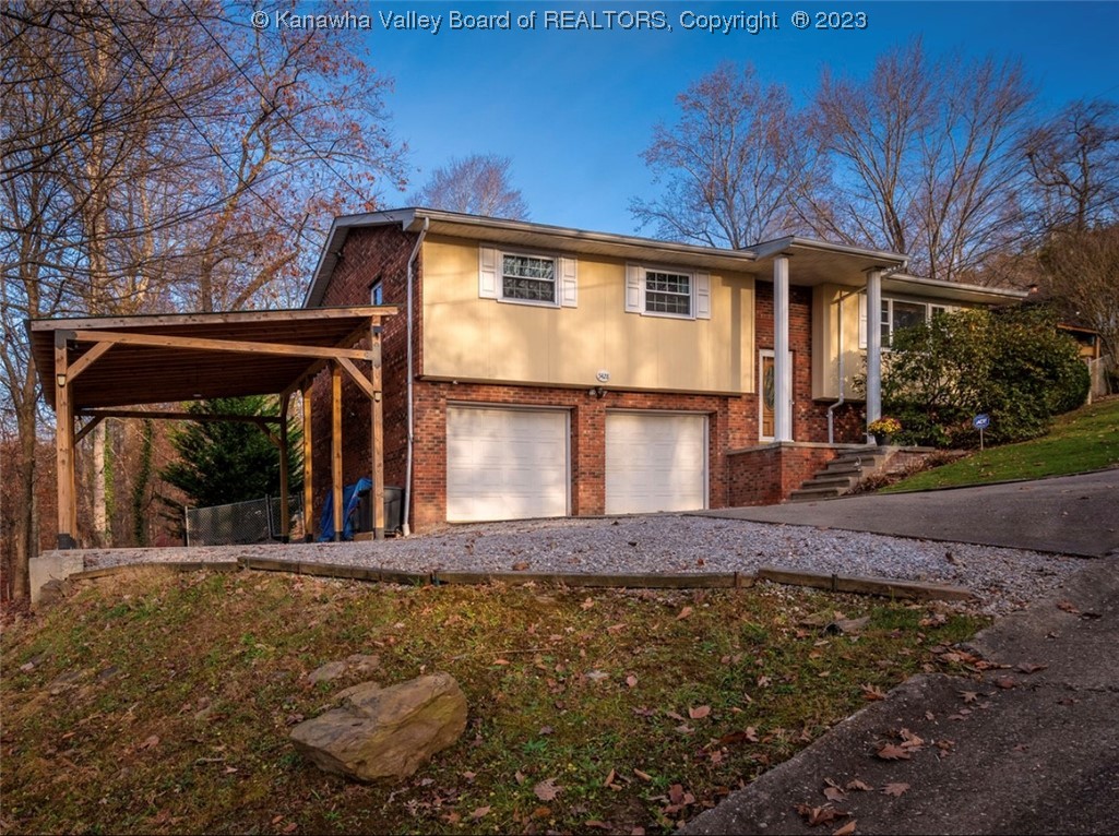 5428 Tanglewood Road Charleston, WV 25313 - Photo 2 of 21 16x24 car port!