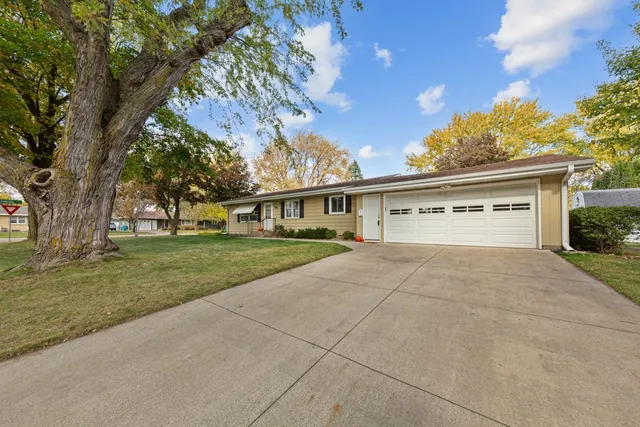 $279,900 | 506 15th Street Southeast, Owatonna, MN 55060