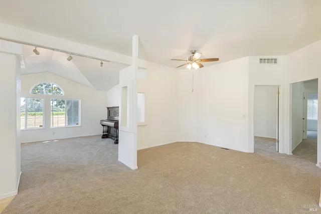 $4,250,000 | 1285 Henry Road, Napa, CA 94559