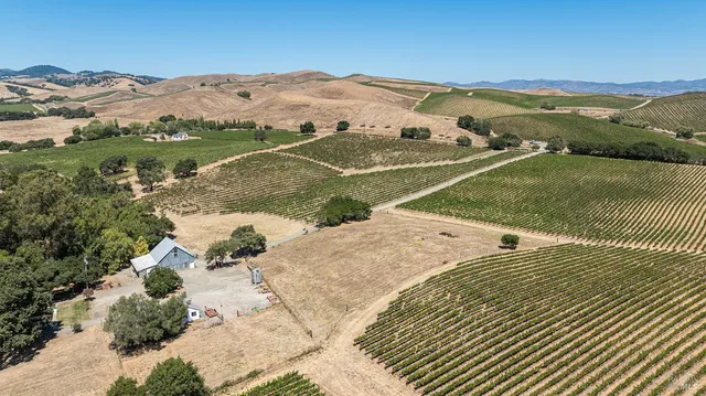 $4,250,000 | 1285 Henry Road, Napa, CA 94559