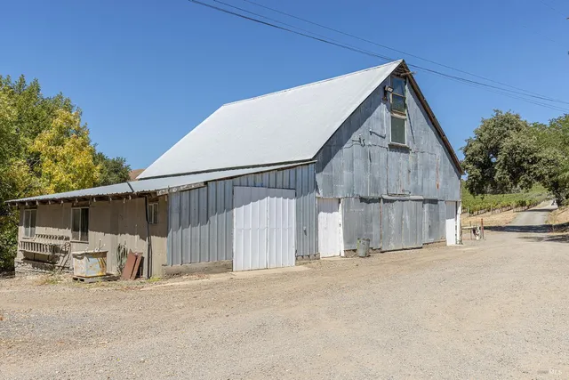 $4,250,000 | 1285 Henry Road, Napa, CA 94559