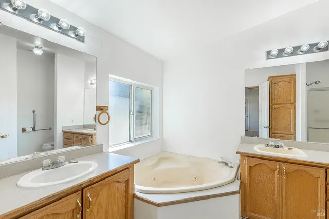 $4,250,000 | 1285 Henry Road, Napa, CA 94559