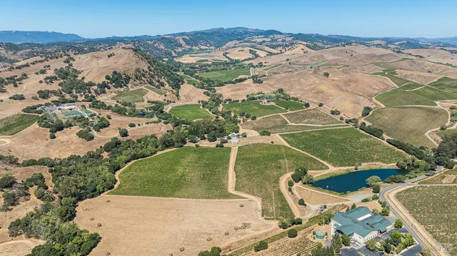 $4,250,000 | 1285 Henry Road, Napa, CA 94559