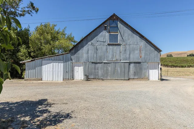$4,250,000 | 1285 Henry Road, Napa, CA 94559