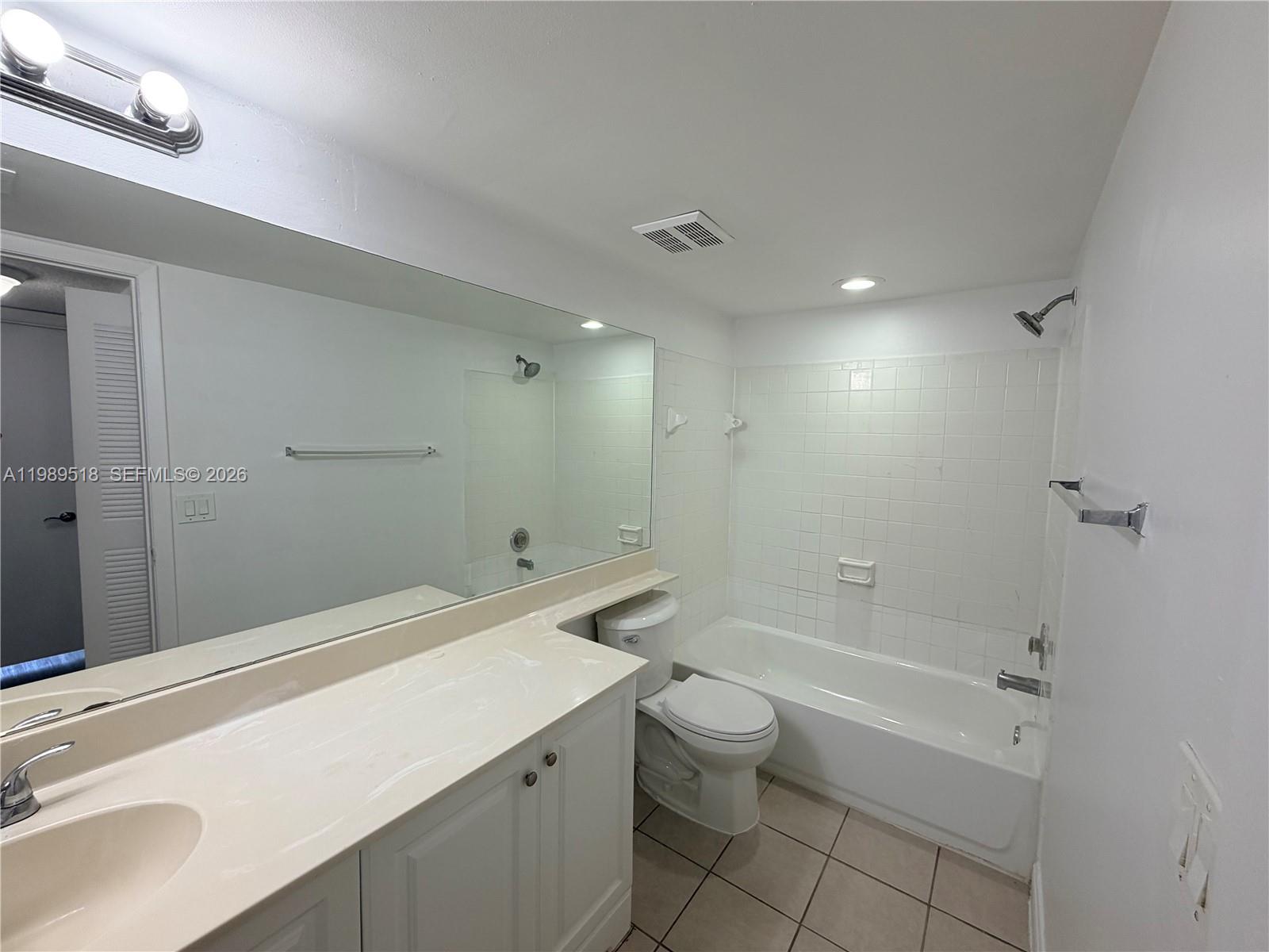 5720 Rock Island Road, Unit 400 Tamarac, FL 33319 - Photo 12 of 21