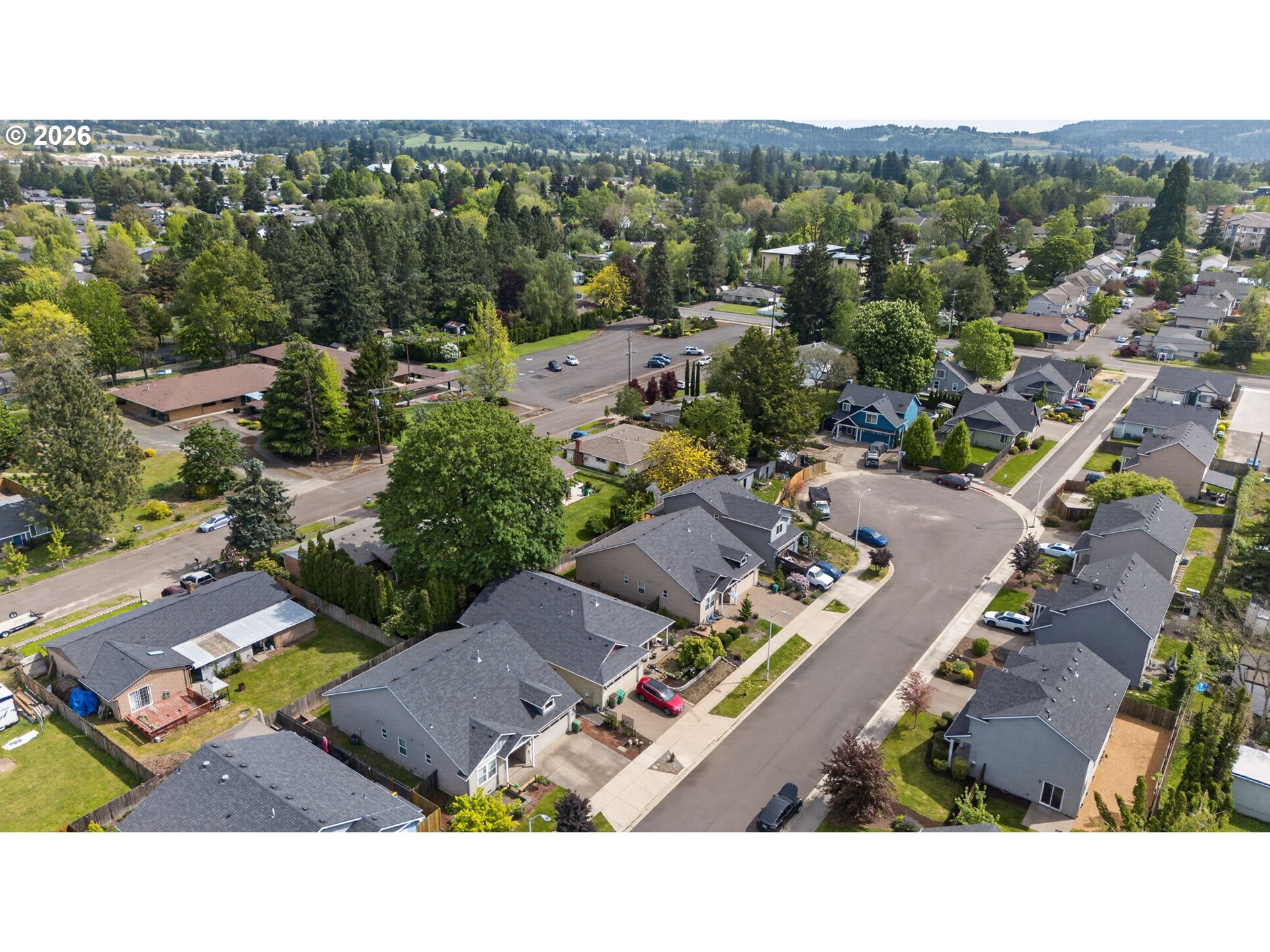 410 Rentfro Way Newberg, OR 97132 - Photo 34 of 39 an aerial view of multiple house