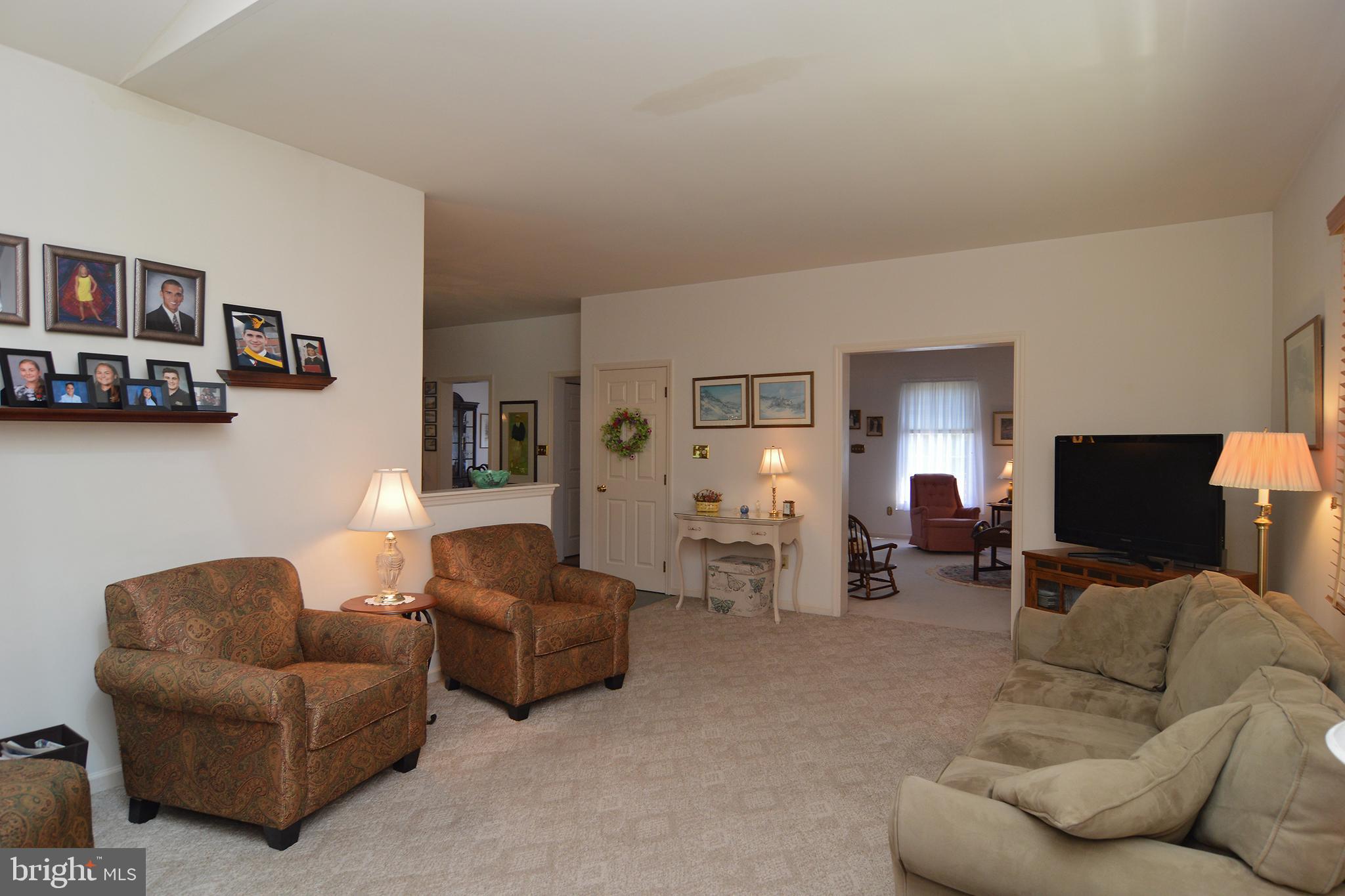102 Meadowlark Road Reading, PA 19606 - Photo 13 of 56 Family Room